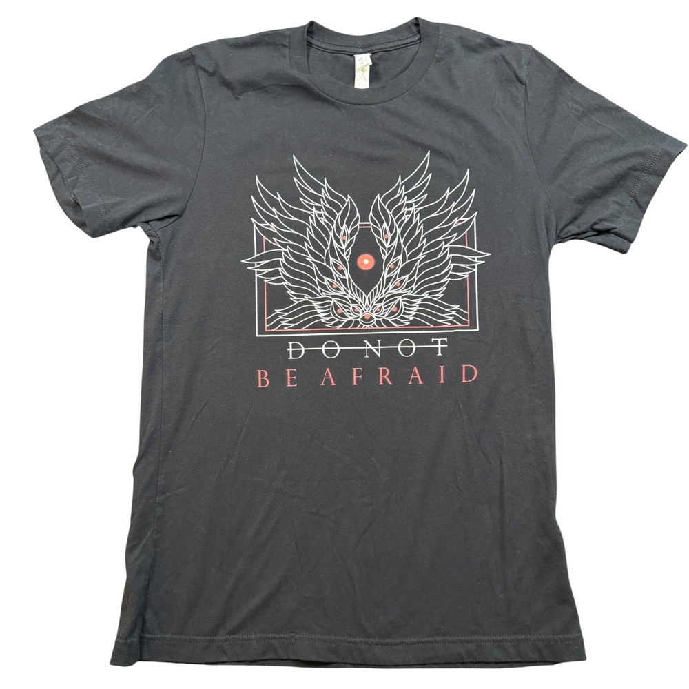 Black Graphic T Shirt Angel Wing‎ Eyes Do Not Be Afraid Graphic Tee Medium M